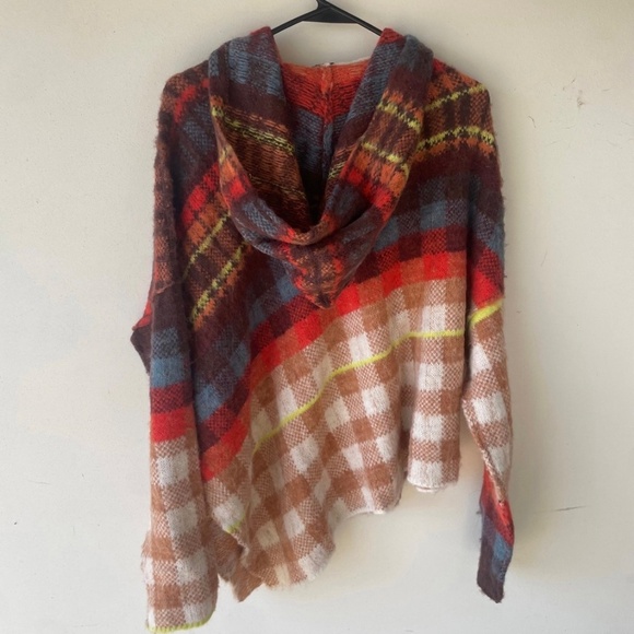 Free People Ainsley Poncho - Picture 6 of 9